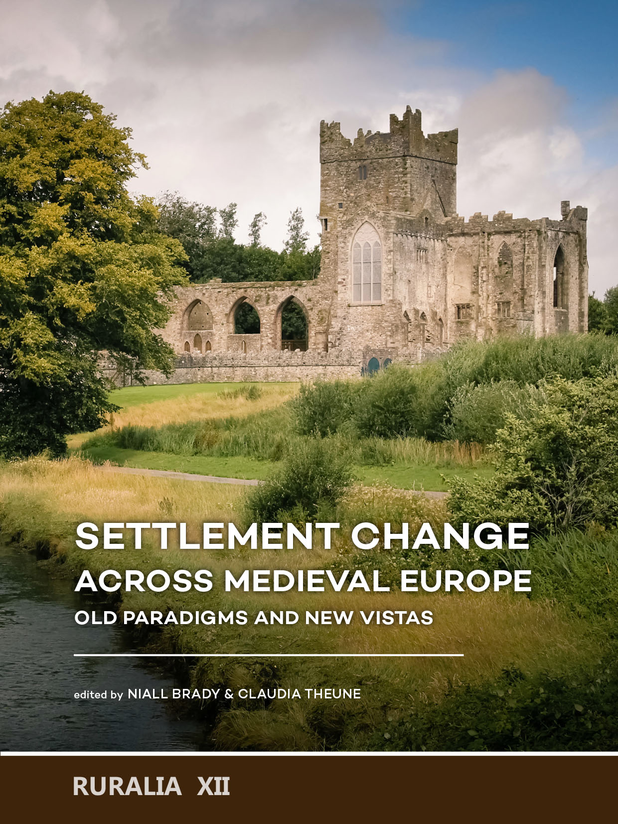 Imagen de portada del libro Settlement change across Medieval Europe