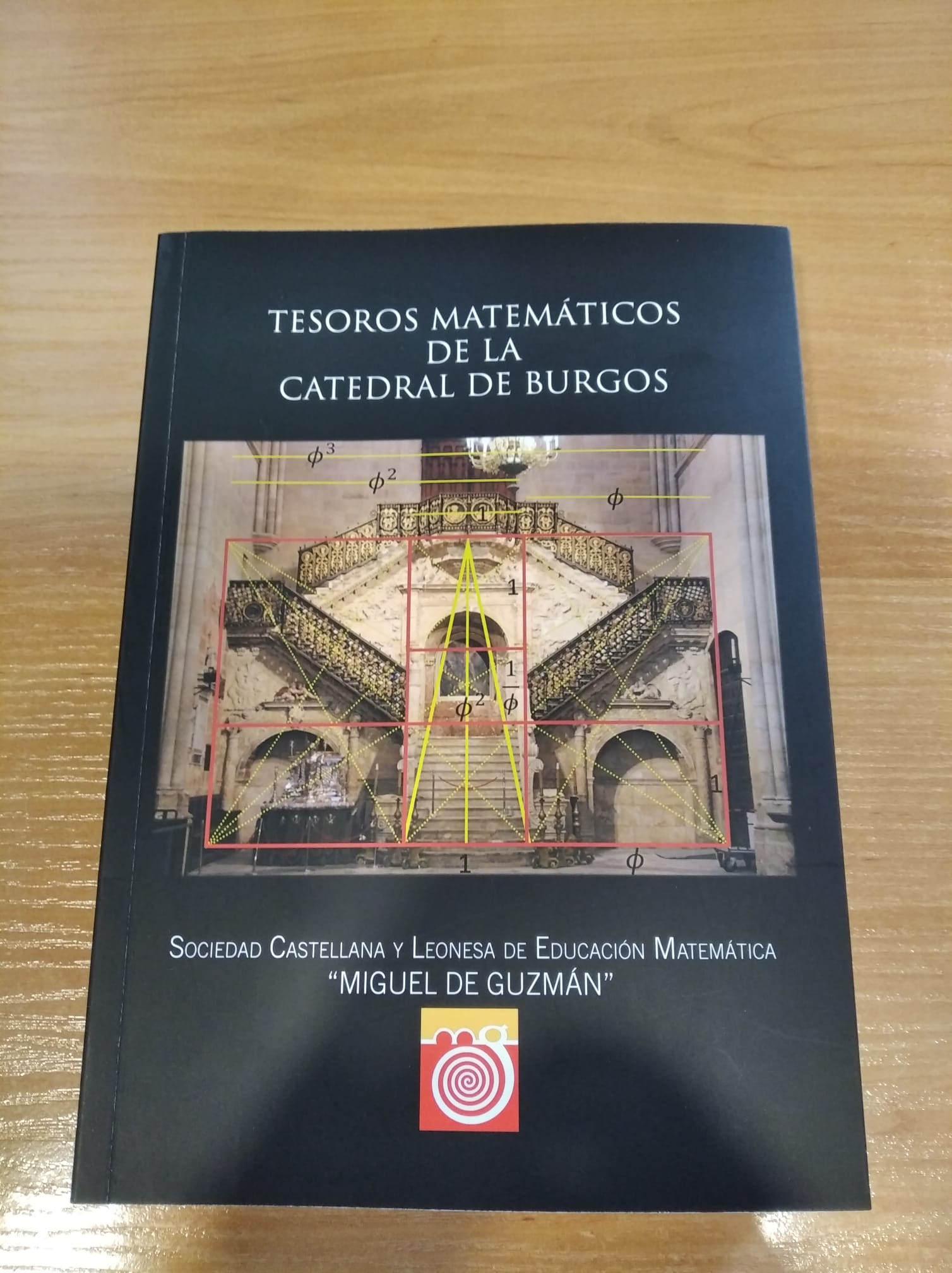 Imagen de portada del libro Tesoros matemáticos de la catedral de Burgos