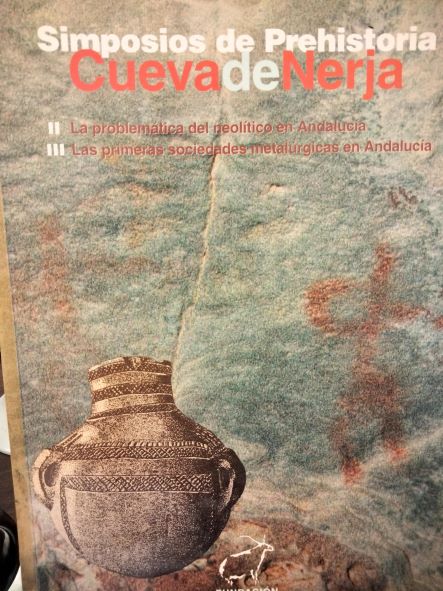 Imagen de portada del libro II-III simposios de prehistoria Cueva de Nerja